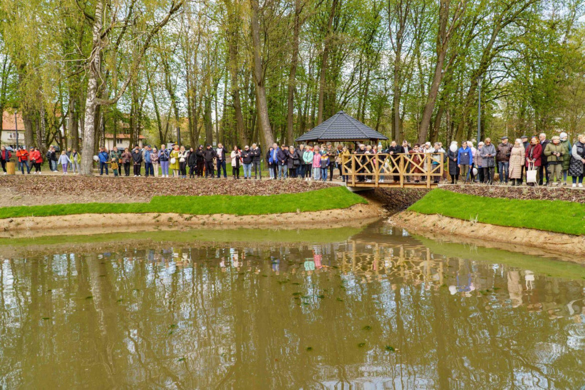   Nowy park na Mazurach zachwyca. Tłumy na oficjalnym otwarciu Małpiego Gaju [ZDJĘCIA]