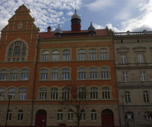 Stykały się w nim granice trzech mocarstw. Dziś to jedno z najpiękniejszych miast w województwie śląskim