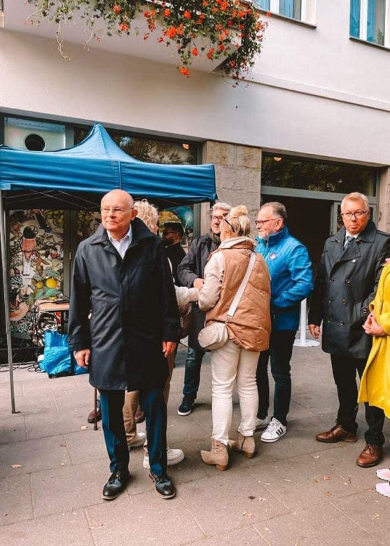Na Saskiej Kępie pojawił się nowy mural. Agnieszki Osieckiej doczekała się upamiętnienia 