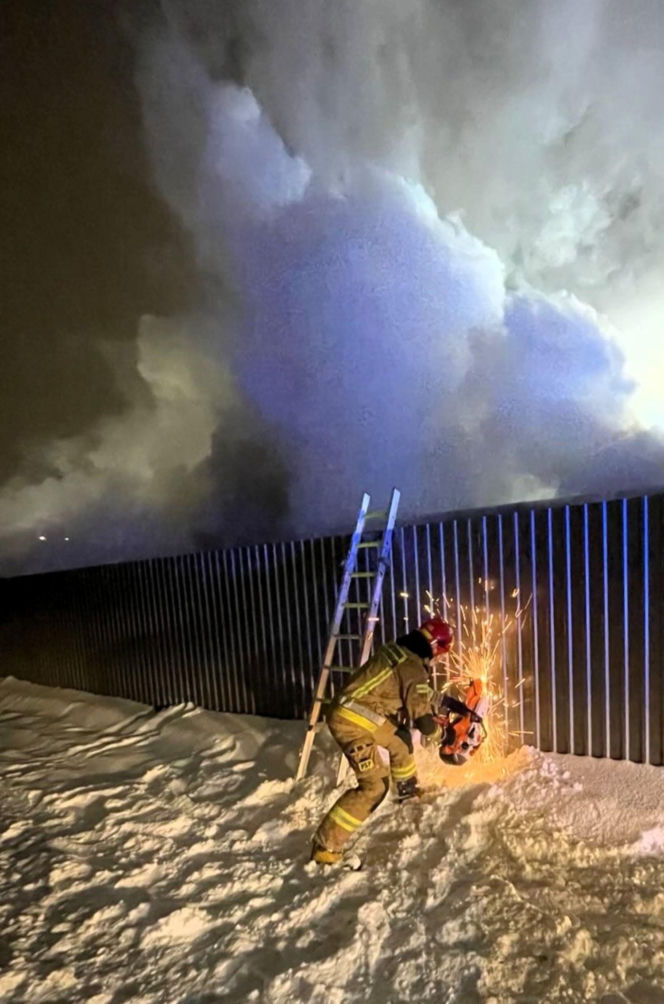 Pożar przy ul. Bakalarskiej w Warszawie