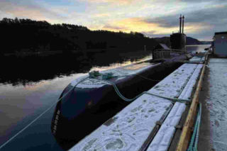 Manewry pk. Arctic Dolphin 26