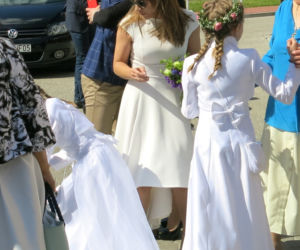PIERWSZA KOMUNIA CÓREK ANNY KAMIŃSKIEJ