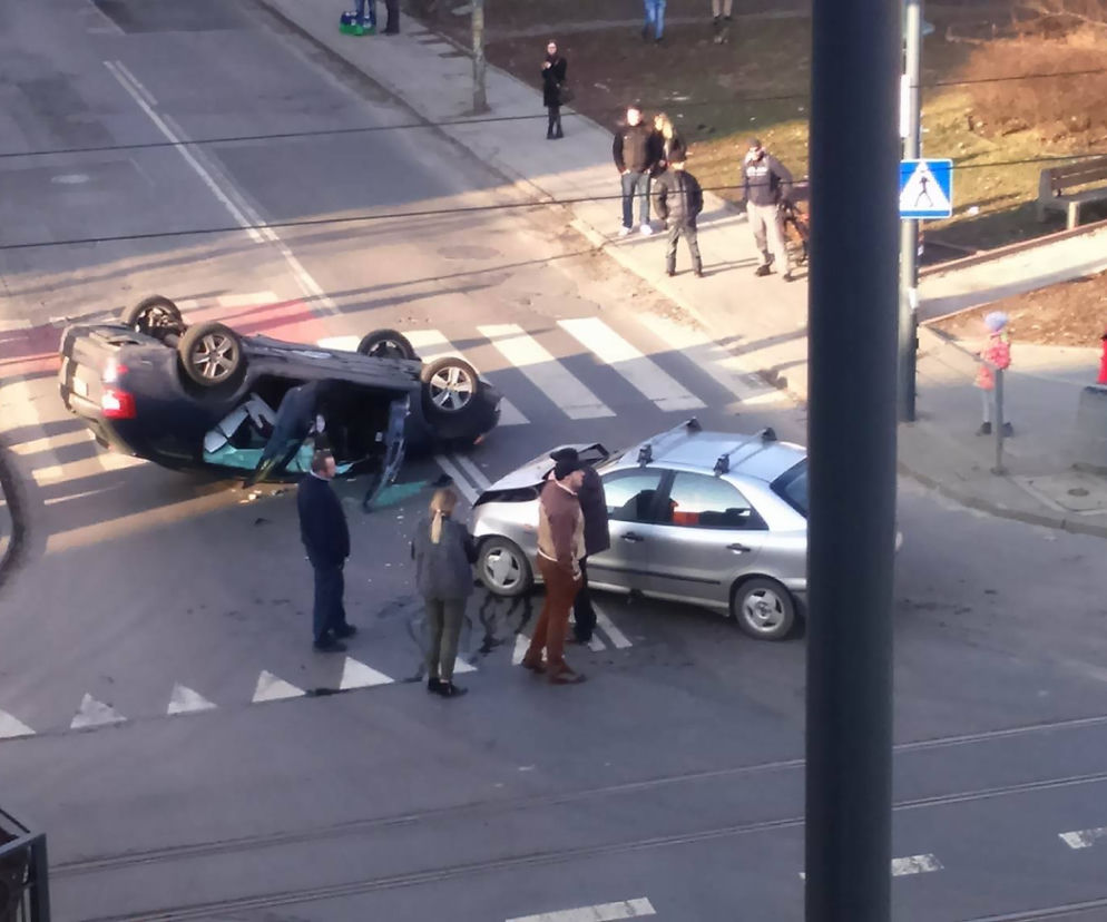 2 Dachowanie na Pomorskiej przy Sterlinga