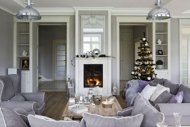 Świąteczne choinki w bieli