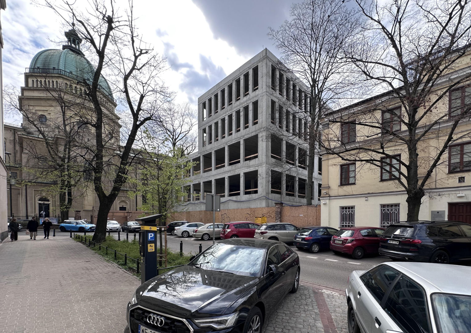 Plebania na zlikwidowanym cmentarzu Świętokrzyski w Warszawie