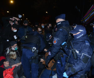 Manifestacja przed siedzibą MEN