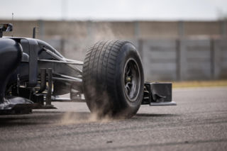 Formuła 1 planuje skrócenie wyścigów. Co czeka kibiców od 2027 roku?