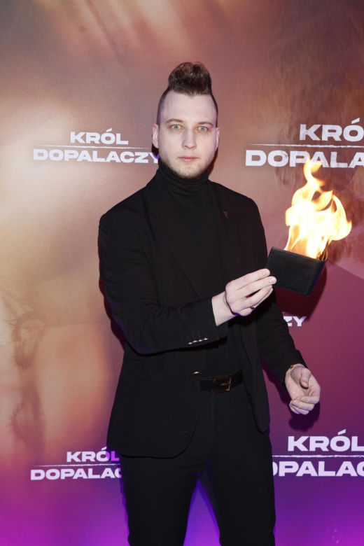 Czarna jak noc Szapołowska, chudziutka Aleksander i Niezgoda z torebką za kilkanaście tysięcy!