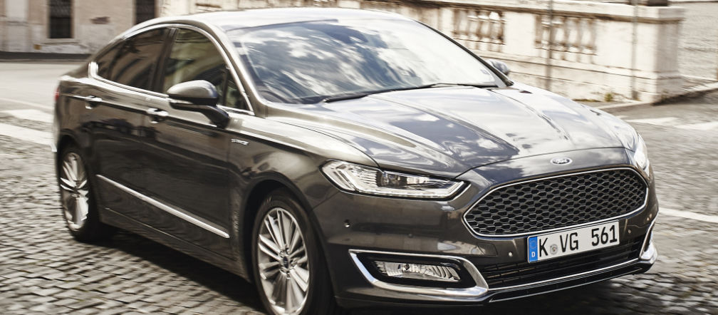 Ford Mondeo Vignale Sedan