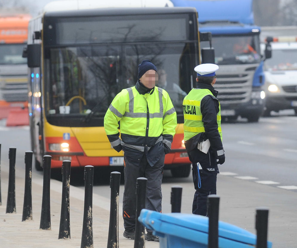 Wypadek przy skrzyżowaniu ul.Czerniakowskiej i ul.Nehru