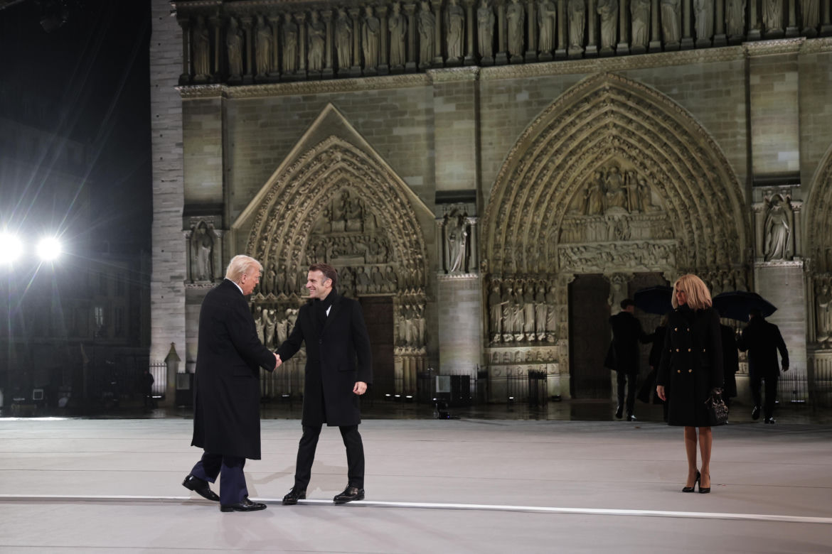 Paryż. Uroczyste otwarcie katedry Notre Dame