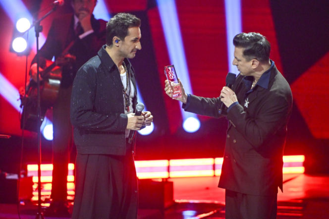 Co ona ma na sobie?! Szroeder wyglądała jak w firance z PRL-u