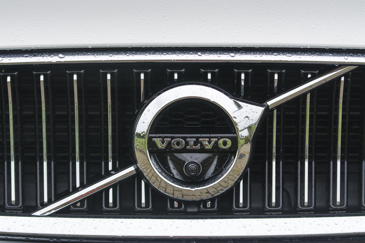 Volvo V60 D4 8AT Inscription
