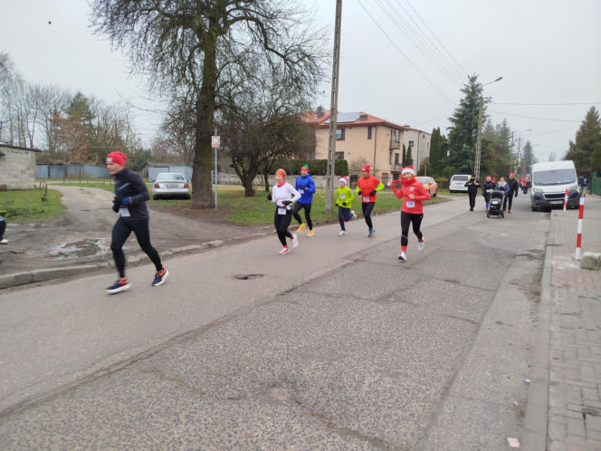 7. Charytatywny Bieg Mikołajkowy z Dwójką w Siedlcach 2025