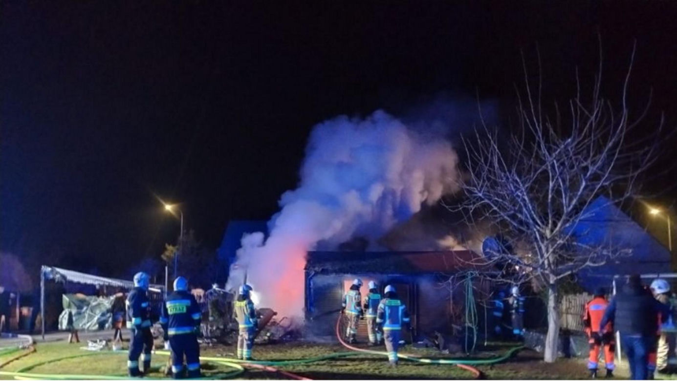 Tragiczny pożar w Borównie. Nie żyją dwie osoby