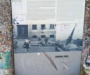 65 lat temu powstał Mur Berliński