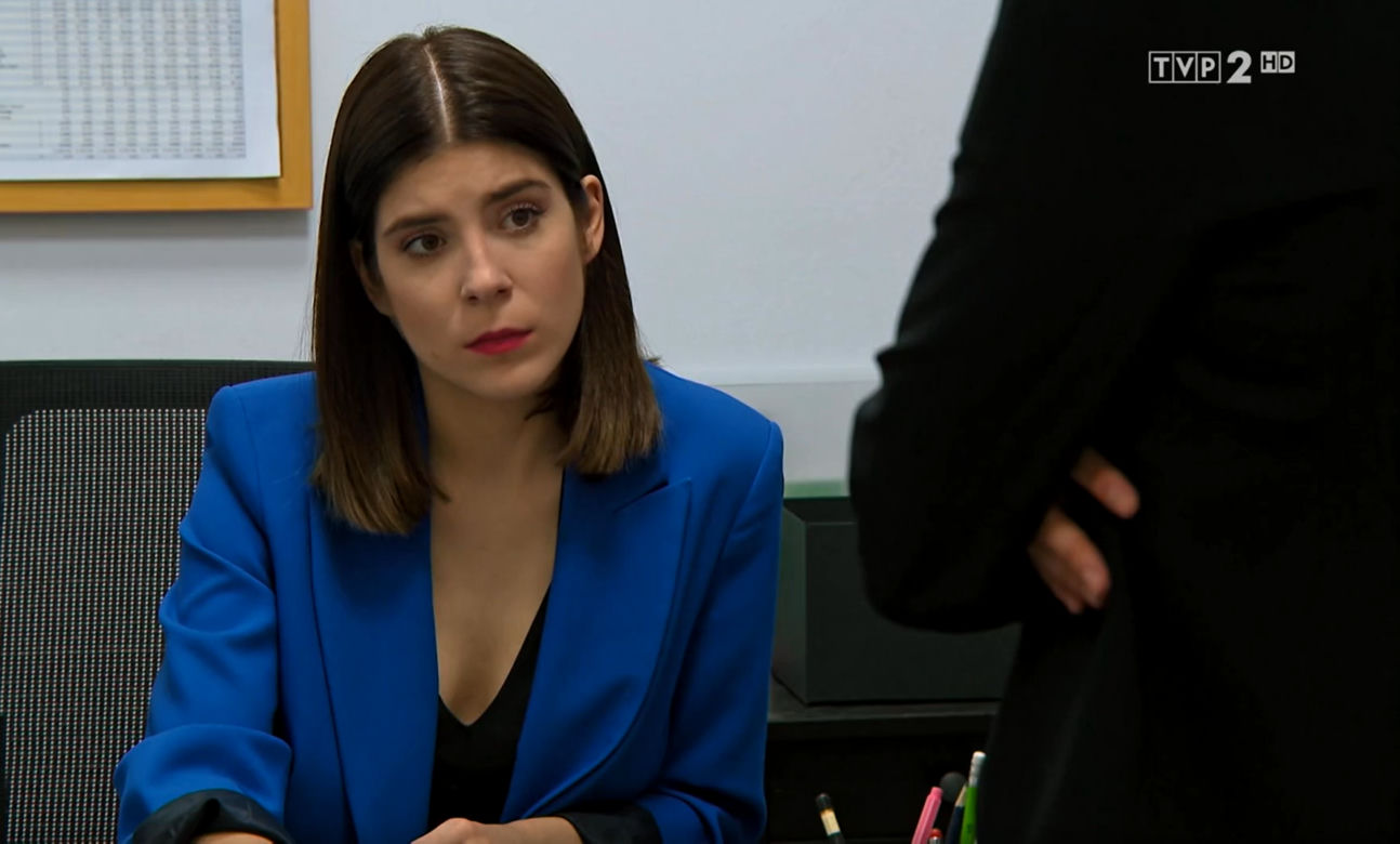 Barwy szczęścia, odcinek 2324, Mika (Ewa Mosakowska), Agata (Natalia Zambrzycka)