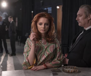 Stulecie Winnych 3 sezon. Kasia (Weronika Humaj), aktor Krzysztof (Mariusz Drężek)