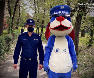 Policjanci ze Śląska znowu to zrobili! Dzieci na kwarantannie zachwycone
