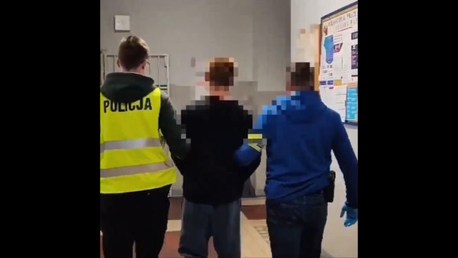 Najpierw razem pili, później polała się krew. Brat na brata ruszył z nożem!