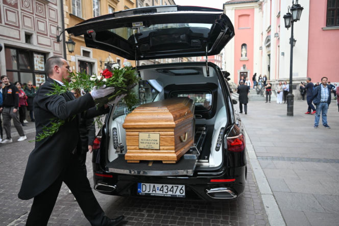 Alaksandr Milinkiewicz spoczął na warszawskich Powązkach