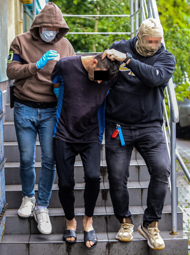 Zabił rodziców. Nie trafi za kratki