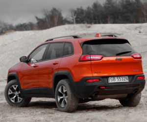 Jeep Cherokee Trailhawk V6 3.2 AT9 4x4