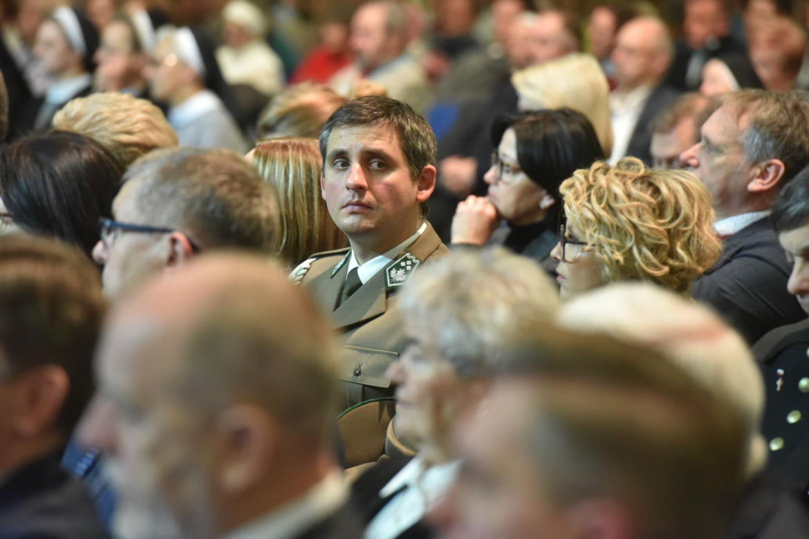 Urodziny Radia Maryja. Tak ojciec Rydzyk i jego zwolennicy świętowali w Toruniu