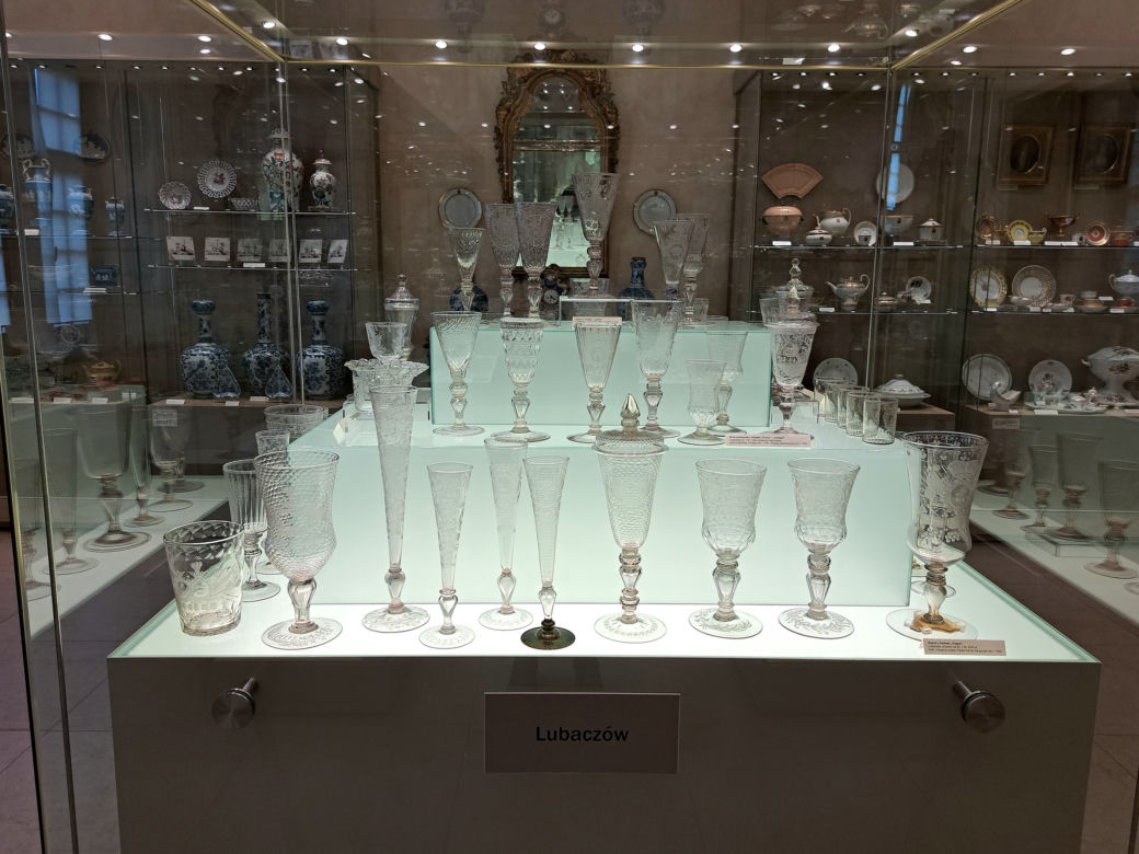 Szkło i porcelana Sanguszków w Muzeum Okręgowym w Tarnowie