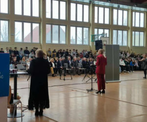 Spotkanie Edukacyjne w Łosicach z udziałem Barbary Nowackiej