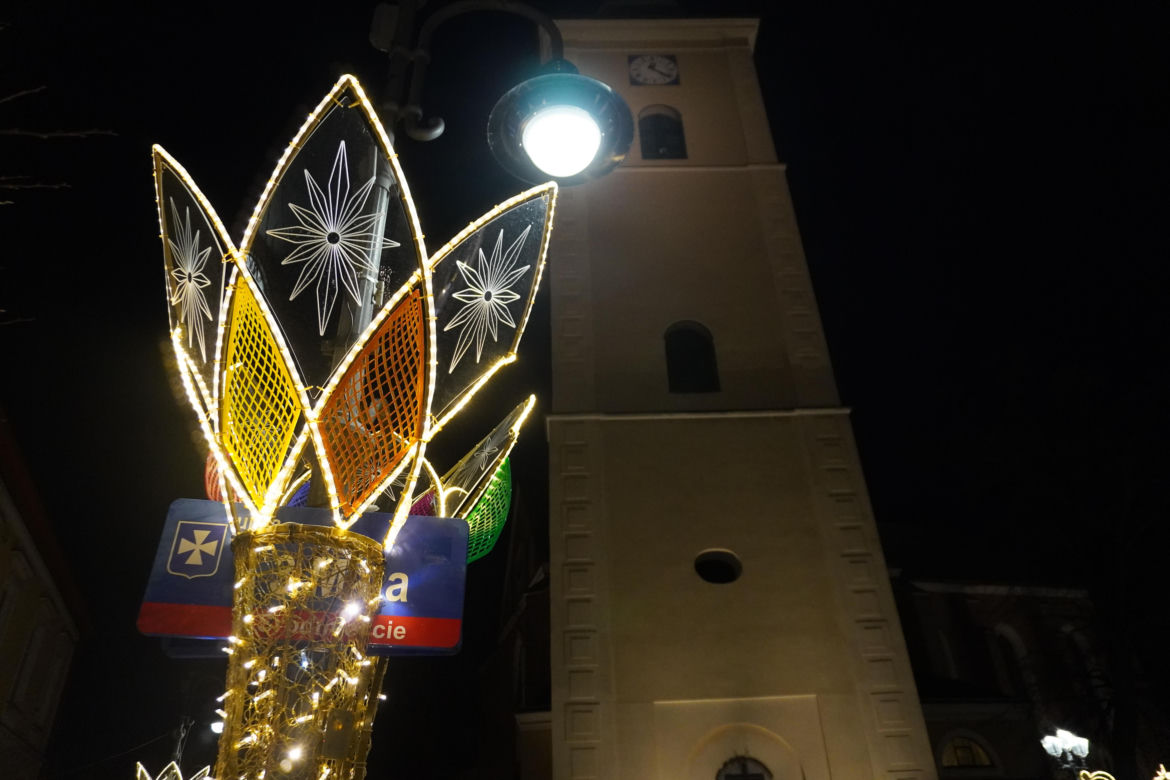 Świąteczne iluminacje rozświetliły Rzeszów
