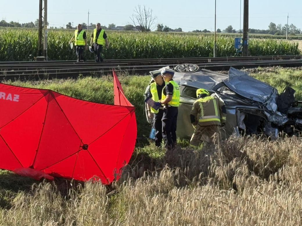Śmiertelny wypadek na torach w Szczytnikach Czerniejewskich