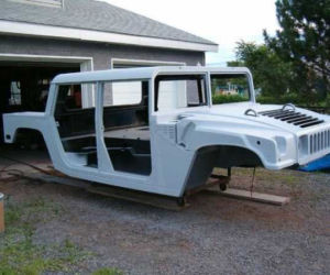stary ford f-150 zamieniony w hummer-a h1