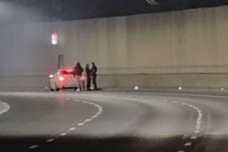 Pożar auta w tunelu na S2! Kierowcy utknęli w gigantycznym korku