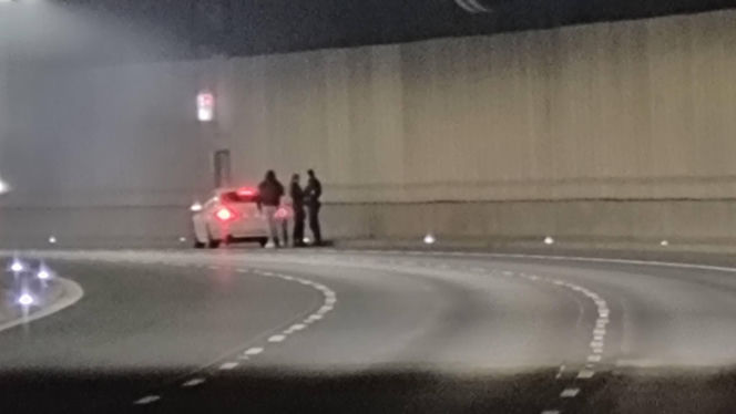 Pożar auta w tunelu na S2! Kierowcy utknęli w gigantycznym korku