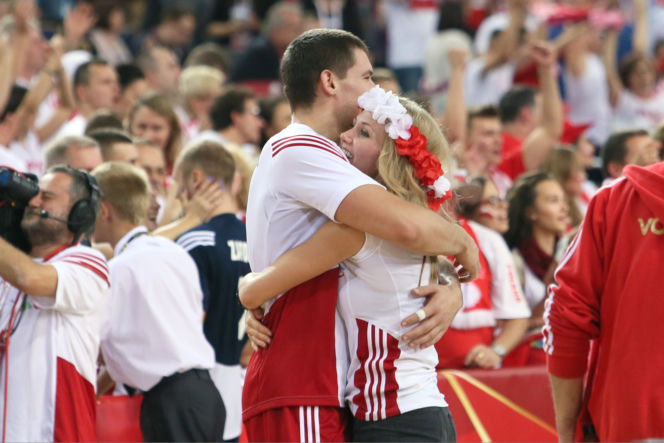 Dawid Konarski z dziewczyną