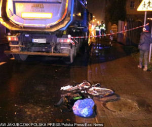 Tragiczny wypadek we Wrocławiu. Nie żyje 10-letni chłopczyk. Przechodził przez pasy...