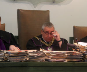 ZBRODNIARZ NIE PÓJDZIE SIEDZIEĆĆ
