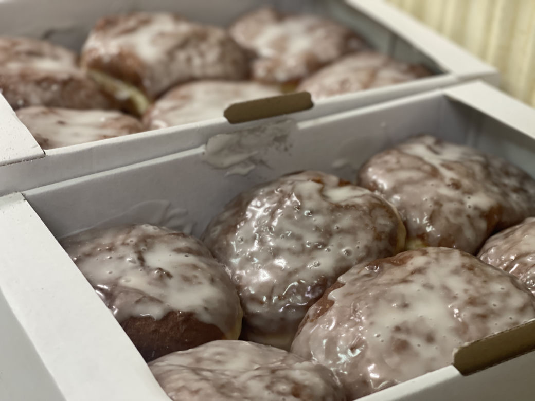 Zobacz, jak powstają pączki