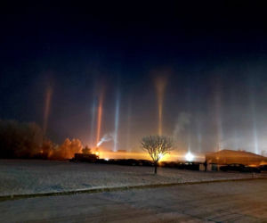 Starachowice jak Skandynawia! Niesamowite słupy świetlne sfotografowane [ZDJĘCIA]