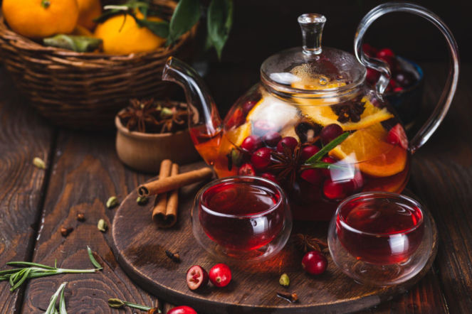 Polacy zimą piją ten napój na potęgę. Znana ekspertka przestrzega: to bomba kaloryczna