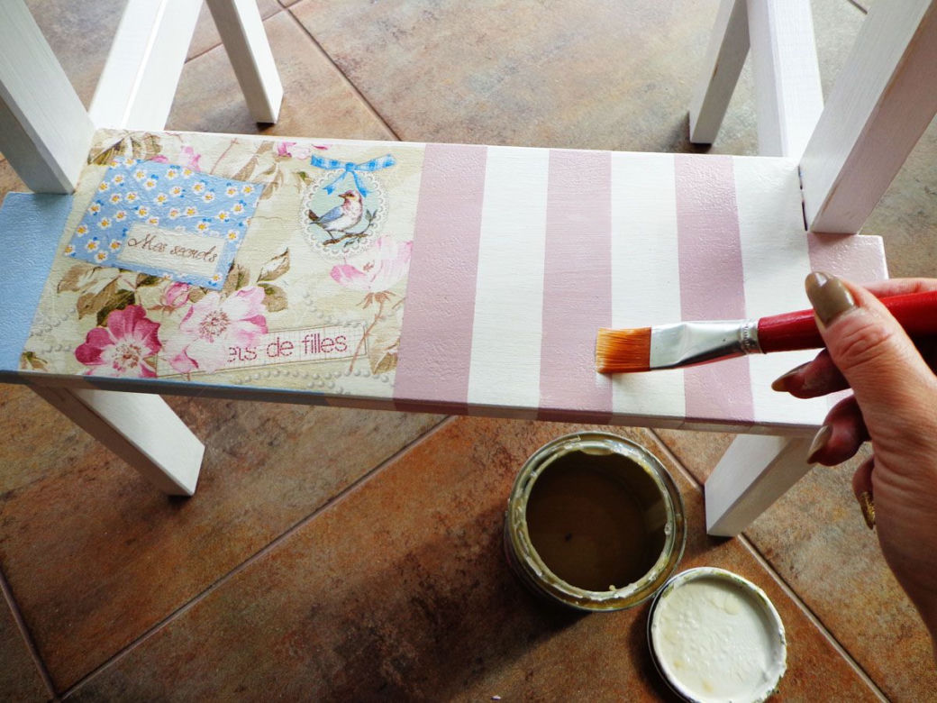 Taboret ze schodkiem IKEA w wersji decoupage