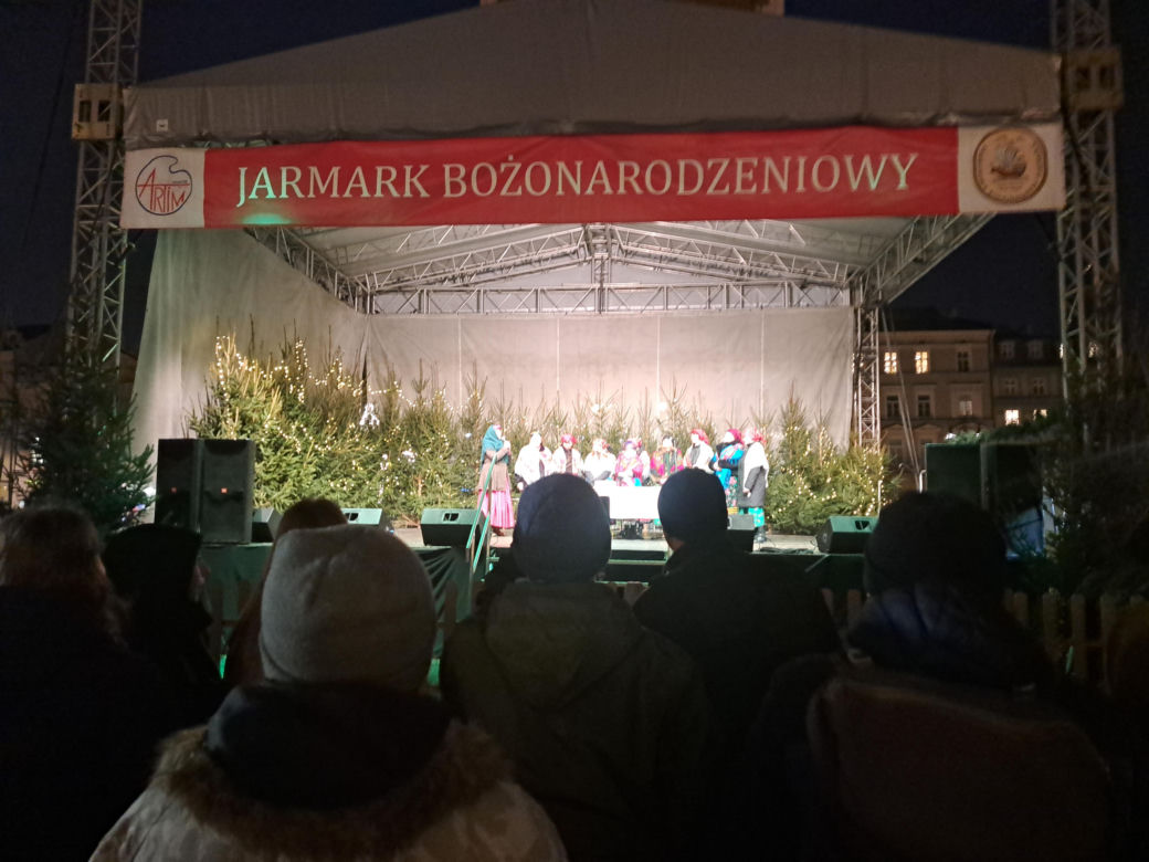 Jarmark Bożonarodzeniowy na Rynku Głównym w Krakowie 2025. Oferta wystawców