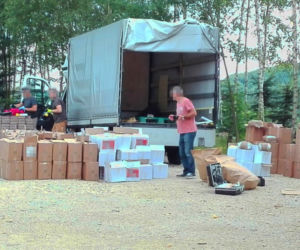 Przemycili 15 ton marihuany i sprzedali 300 kg amfetaminy. Zatrzymano grupę związaną ze środowiskiem pseudokibiców [ZDJĘCIA]
