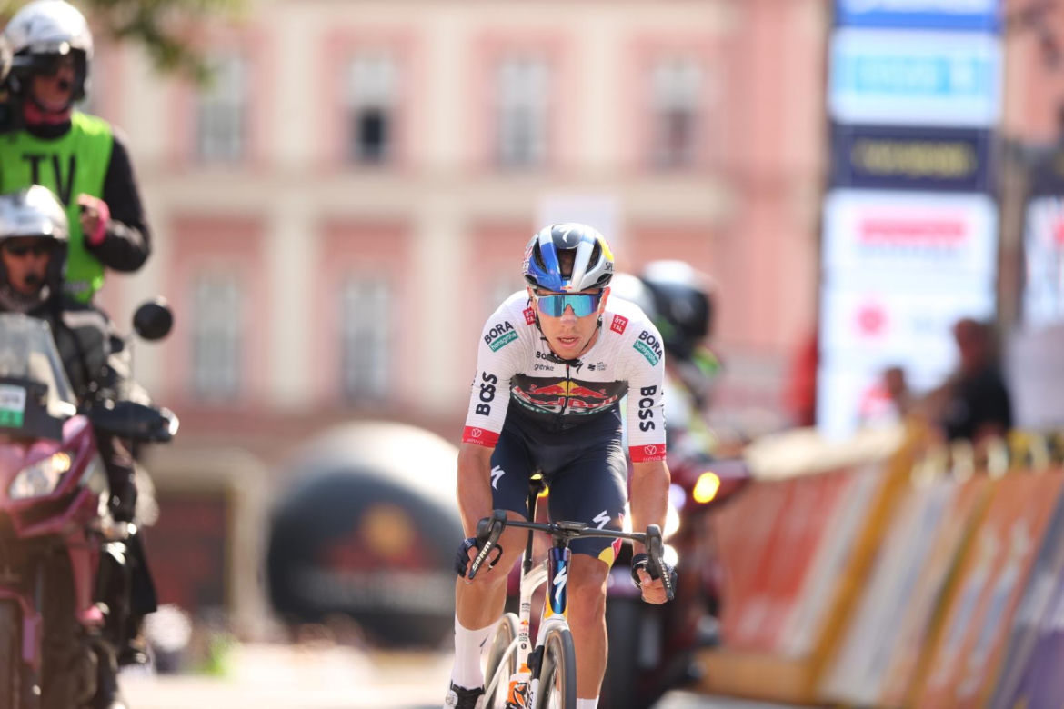 Finał IV etapu Tour de Pologne w Cieszynie. Mieszkańcy kibicowali kolarzom