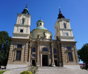 Klimontów. To miasto w woj. świętokrzyskim olśniewa średniowiecznym centrum