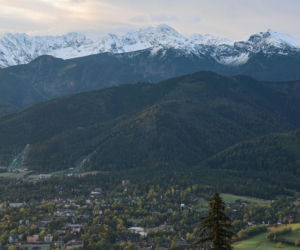 Widok na Tatry po opadach śniegu