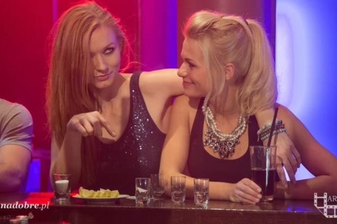 Na dobre i na złe odc. 546. Wiktoria Consalida (Katarzyna Dąbrowska), Agata Woźnicka (Emilia Komarnicka)