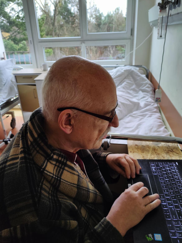 Janusz Korwin-Mikke pokonał zapalenie trzustki
