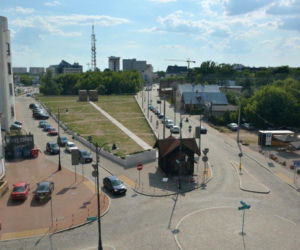 Rynek Sienny zmieni swoje oblicze. Powstanie tam zielony skwer i instalacja z płaskorzeźbami [ZDJĘCIA]